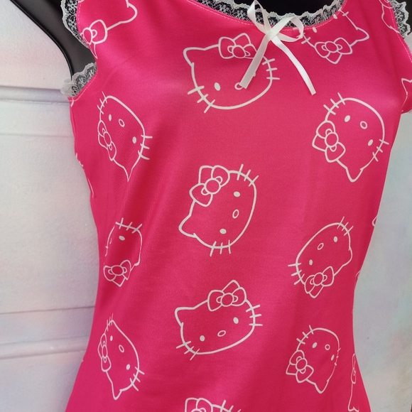 😵Hello Kitty slinky bodycon kawaii lace trim hot pink nwt summer ready dress - Picture 5 of 10